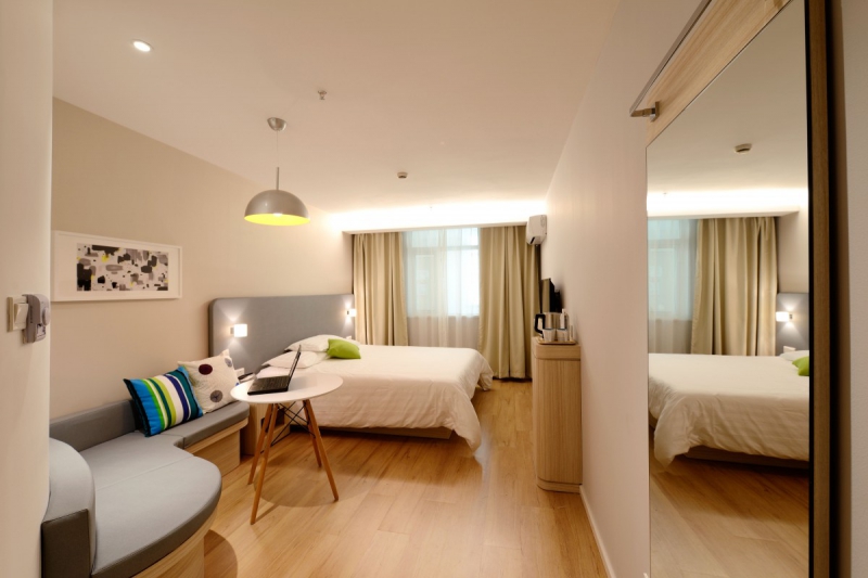 hotel-LA CADIERE D AZUR-min_hotel_guest_room_new-634601